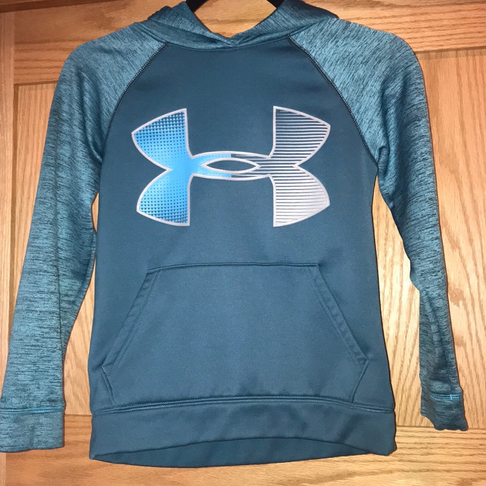 Boys Under Armour hoodie.